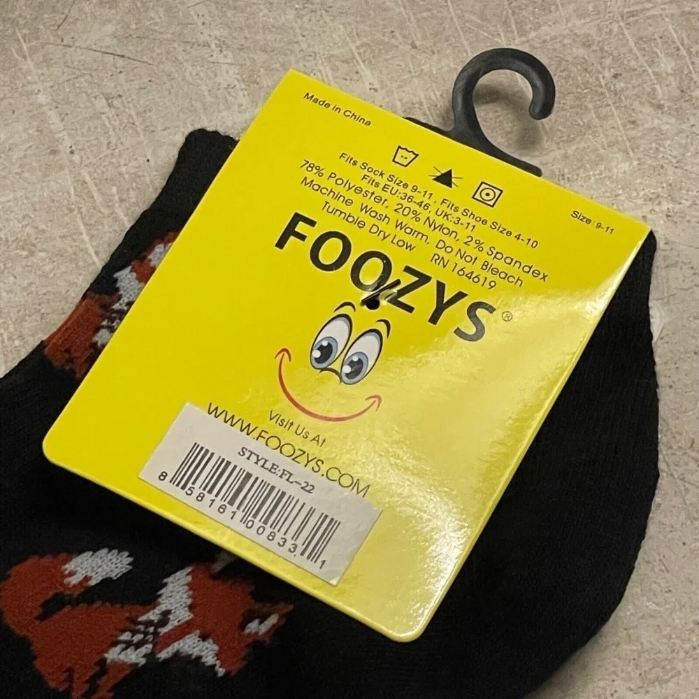 Foozys Women's Ankle Socks: Foxes; Black;‎ Women's Size 9-11